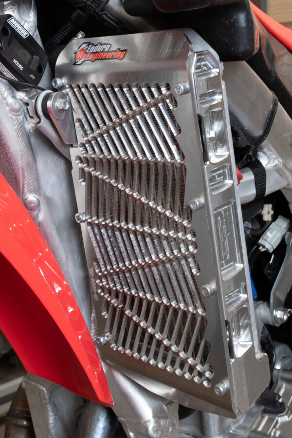 Billet Radiator Guard Hon - Image 2