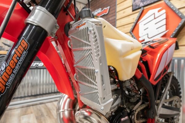 Billet Radiator Guard Beta - Image 2