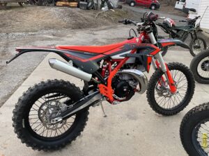 2025 Beta XTrainer 300